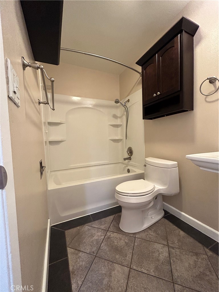 Woodlake Village (WDLK) - Residential