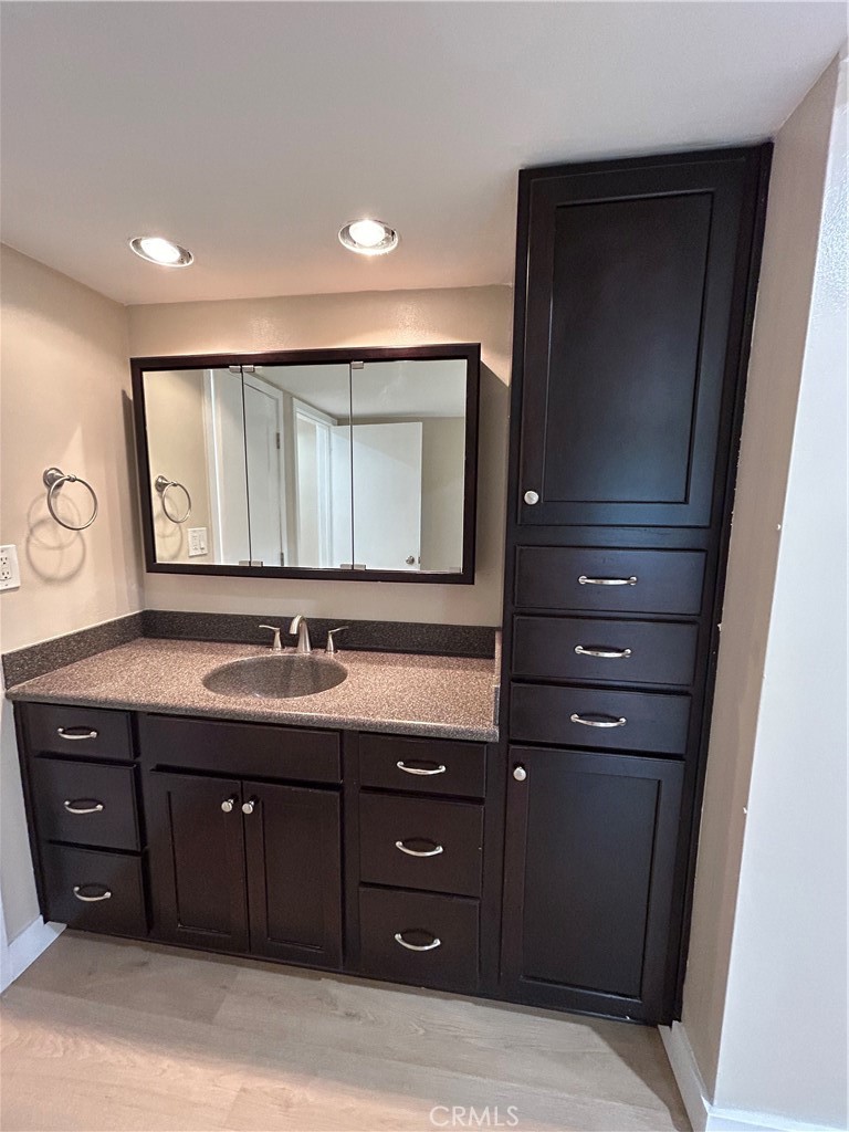 Woodlake Village (WDLK) - Residential