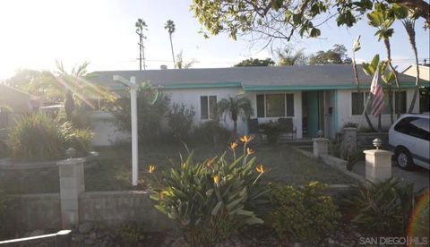 Photo of 4036 Clairemont Drive Dr, San Diego, CA 92117 (MLS # 250044467SD)