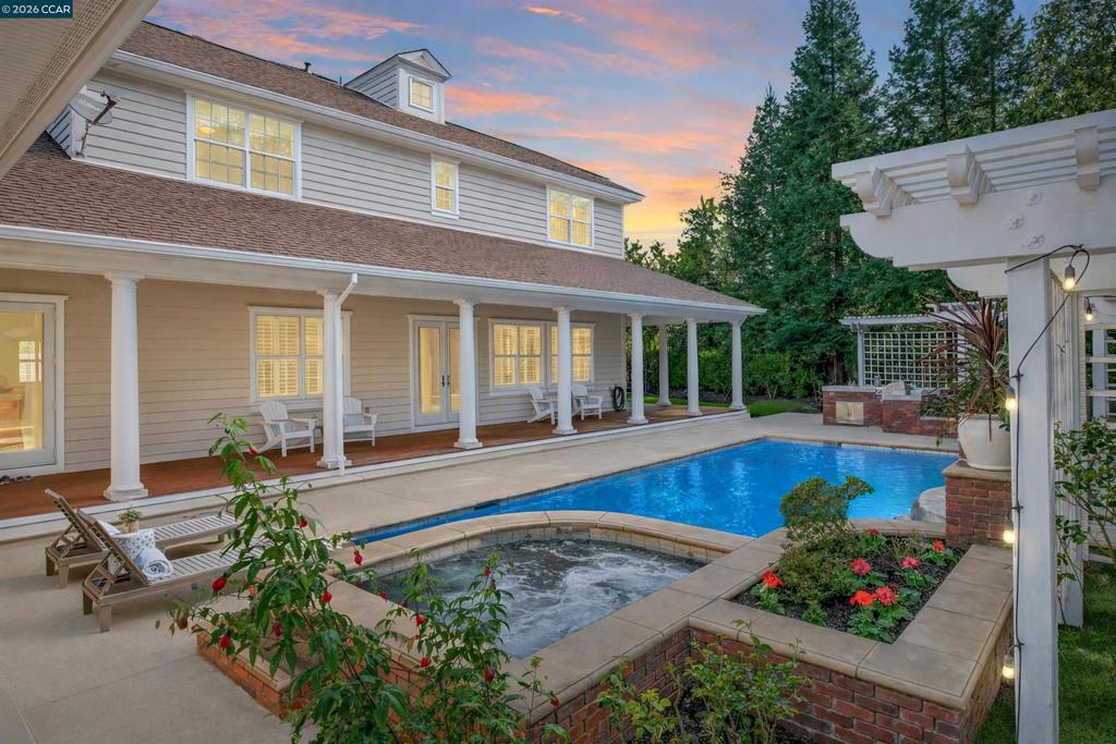 3 Brooktree Dr Dr, Danville CA 94506