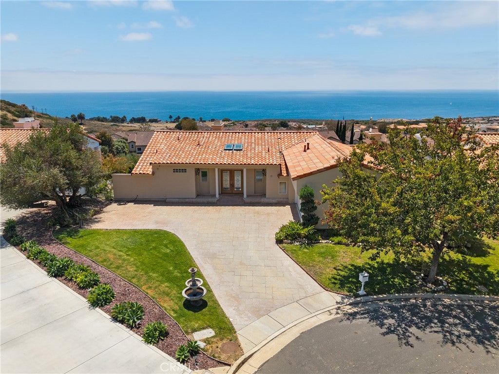 7050 Via Del Mar