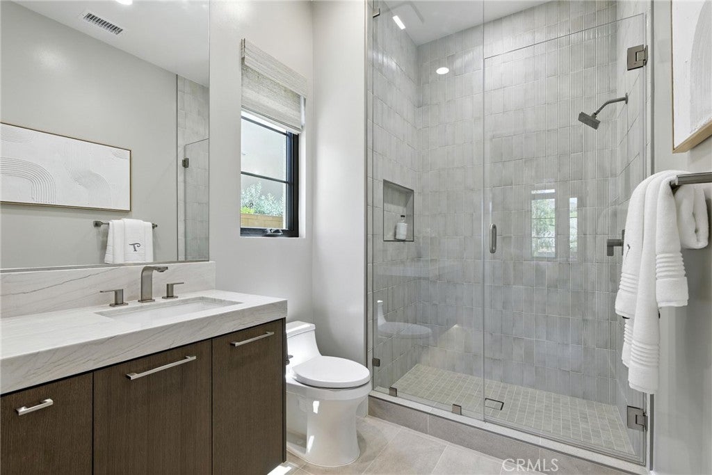 433 Narcissus, Irvine CA 92602 - Photo 23