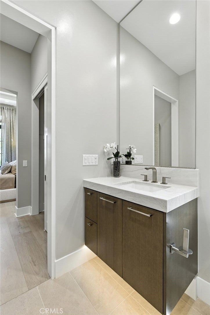 433 Narcissus, Irvine CA 92602 - Photo 24