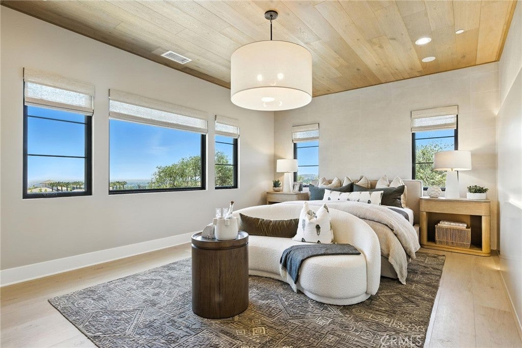 433 Narcissus, Irvine CA 92602 - Photo 41