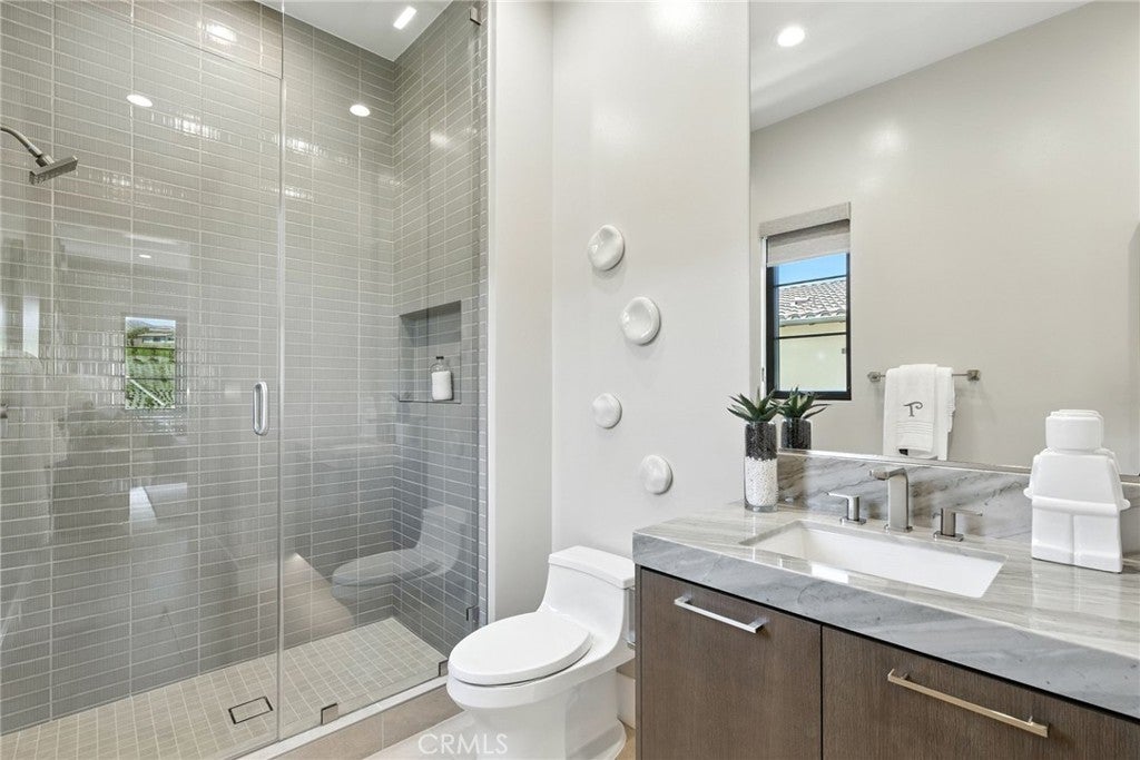 433 Narcissus, Irvine CA 92602 - Photo 26