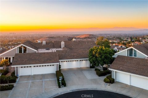Photo of 6 Saros #68, Irvine, CA 92603 (MLS # OC25138637) Photo of 6 Saros #68, Irvine, CA 92603 (MLS # OC25138637)