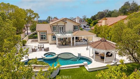Photo of 4 Field Point Pt, Rancho Santa Margarita, CA 92679 (MLS # OC26144014)