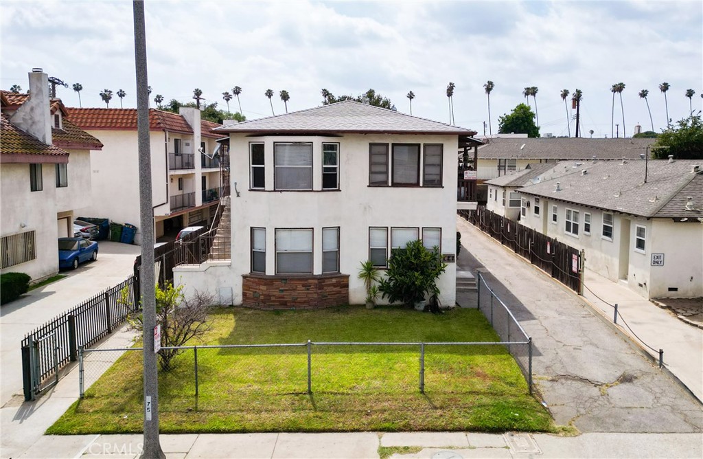 127 S Atlantic Boulevard