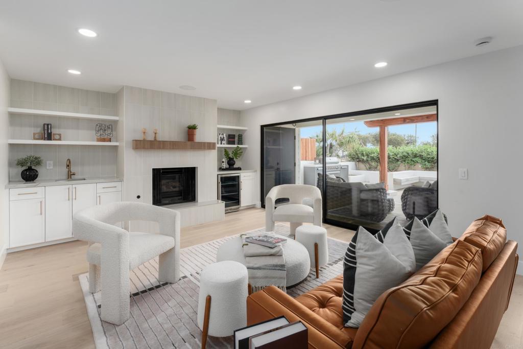 2623 Ocean Front Walk