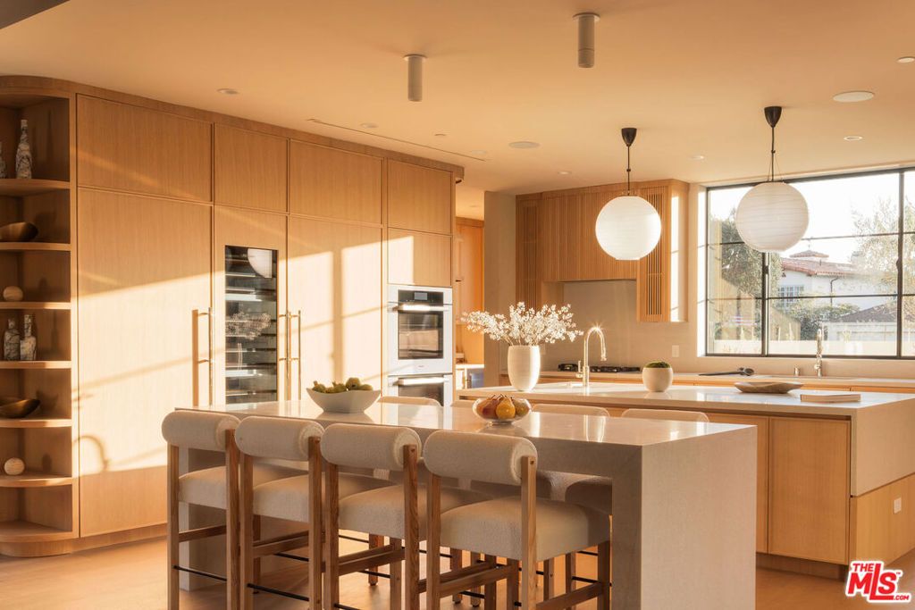 Photo of 500 Ocampo Drive, Pacific Palisades, CA 90272 (MLS # 26649481)