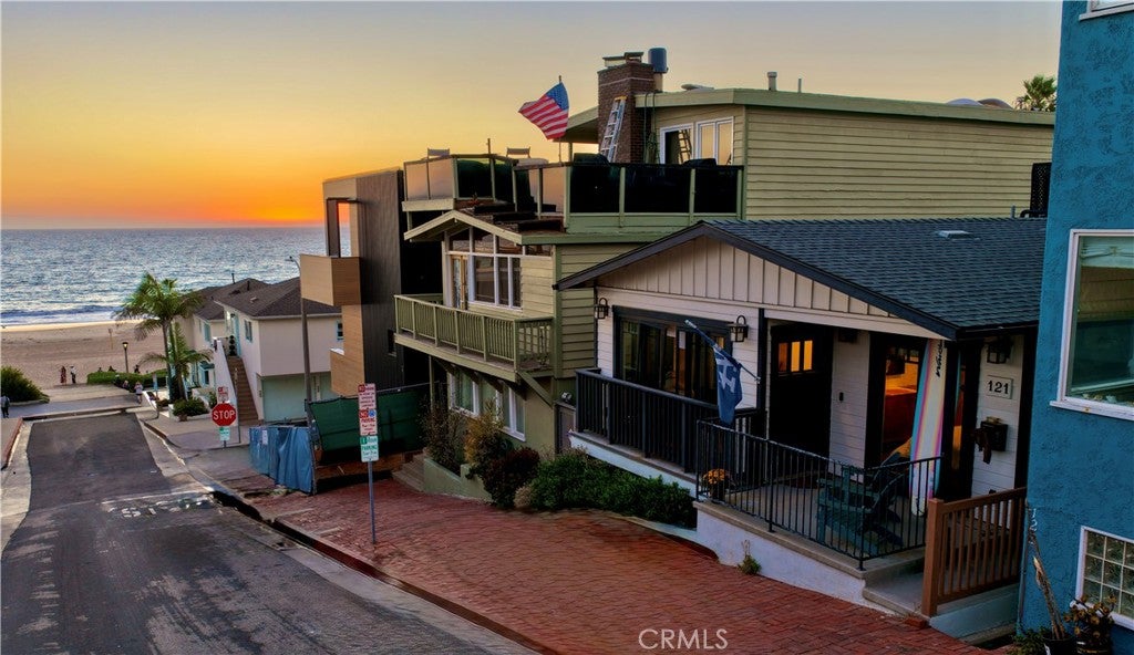 121 28th Street