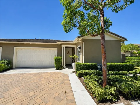 82 Galan St, Rancho Mission Viejo, CA 92694 - MLS#: OC26177196