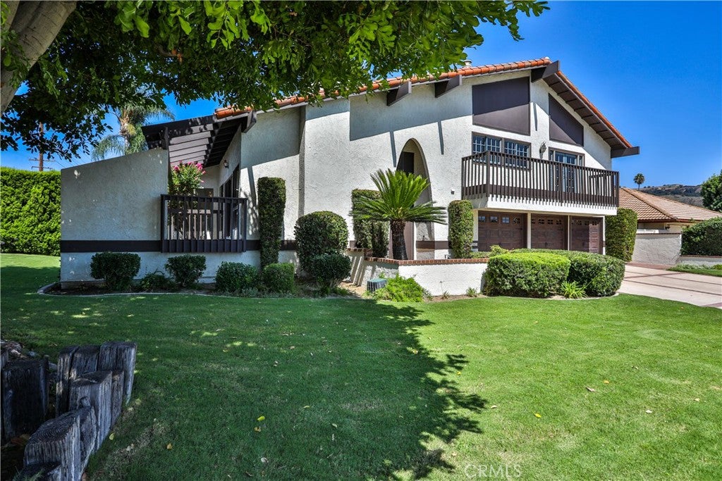 2009 VINEWOOD Street