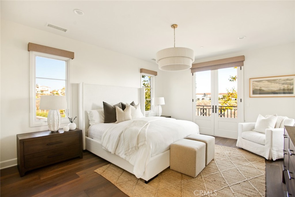 Sea Summit - Residential