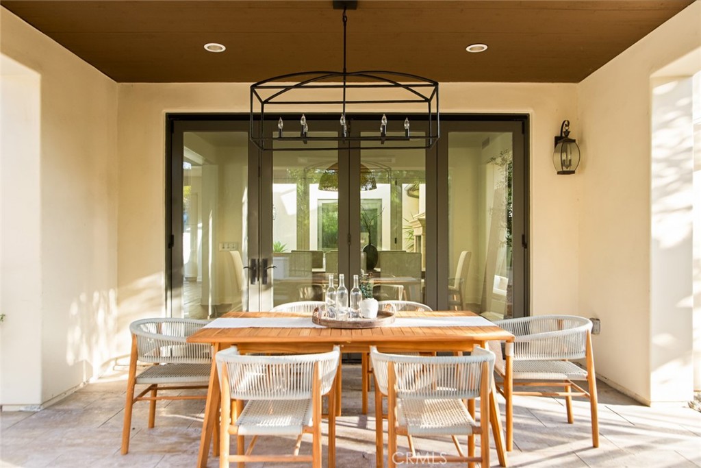 Sea Summit - Residential