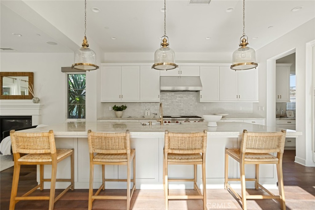 Sea Summit - Residential