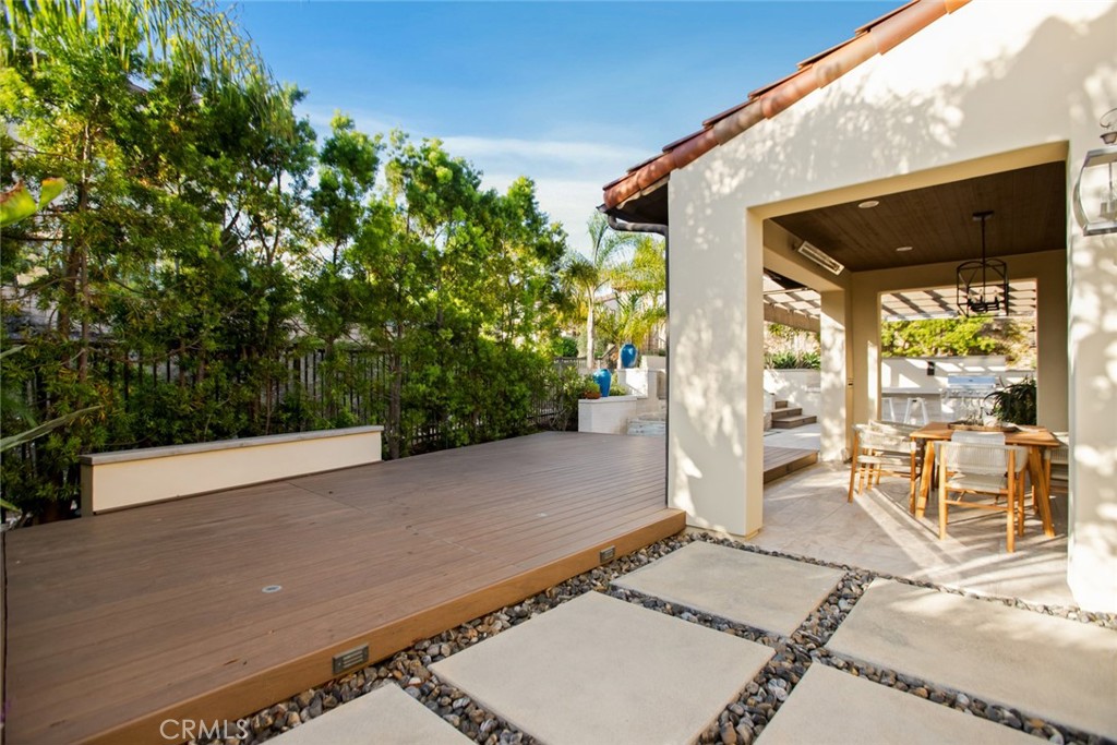 Sea Summit - Residential