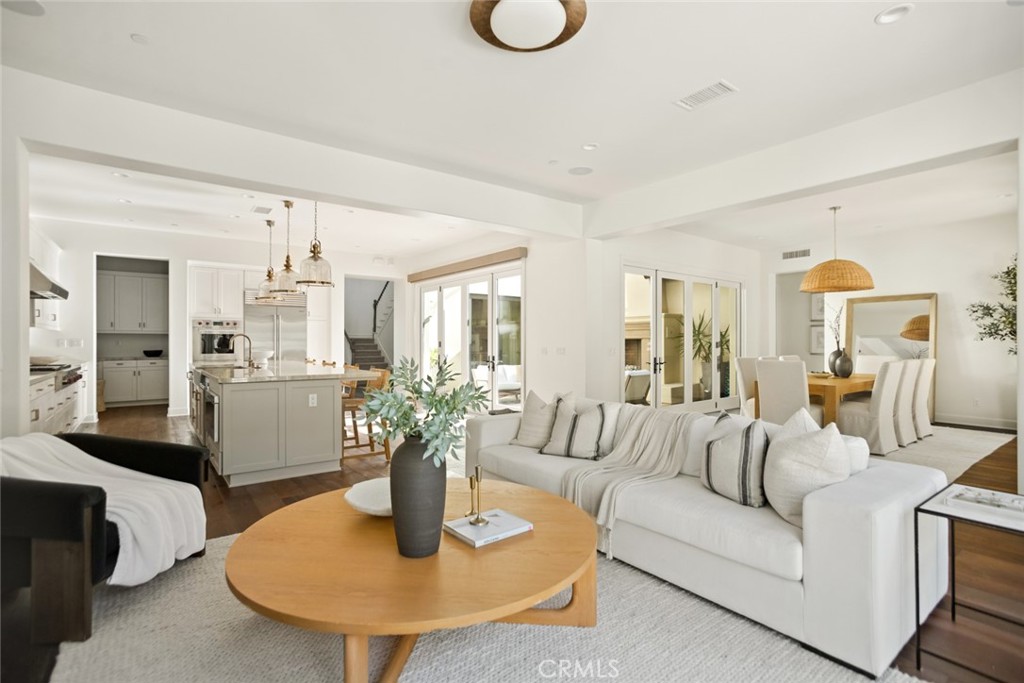 Sea Summit - Residential