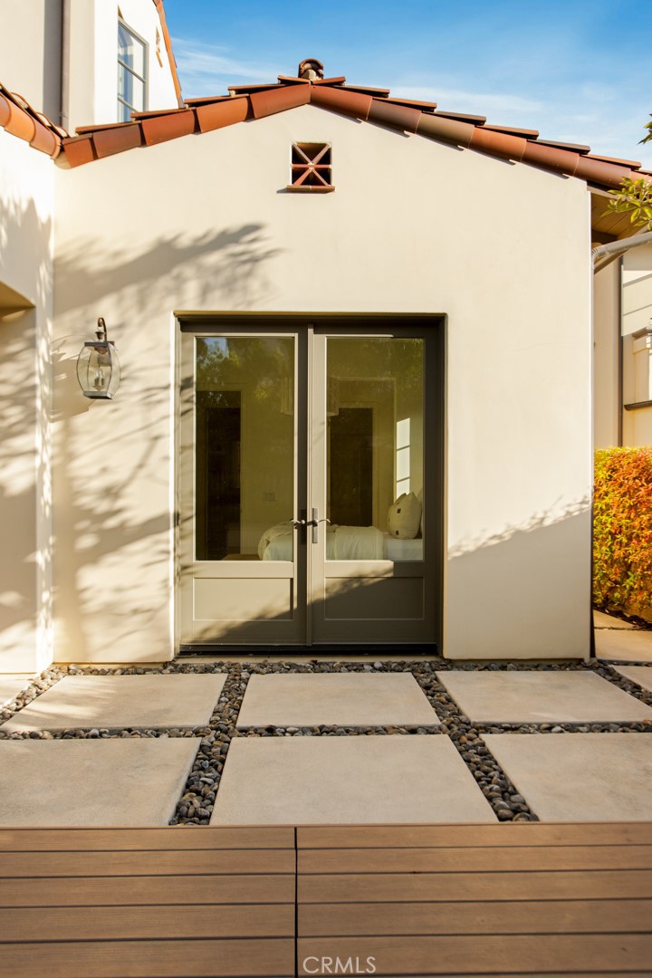 Sea Summit - Residential