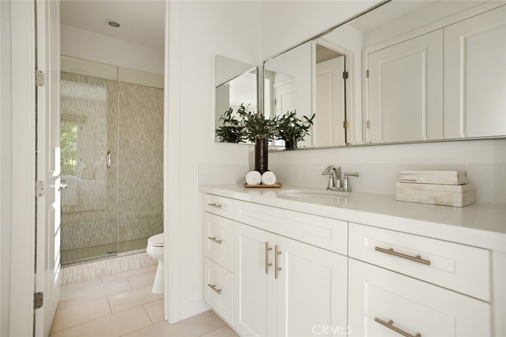 Sea Summit - Residential