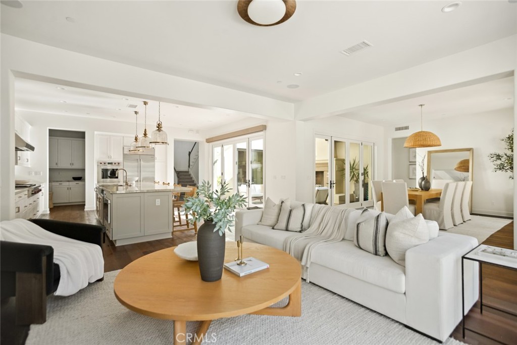 Sea Summit - Residential