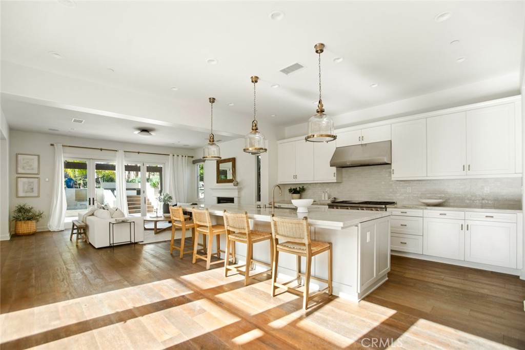 Sea Summit - Residential