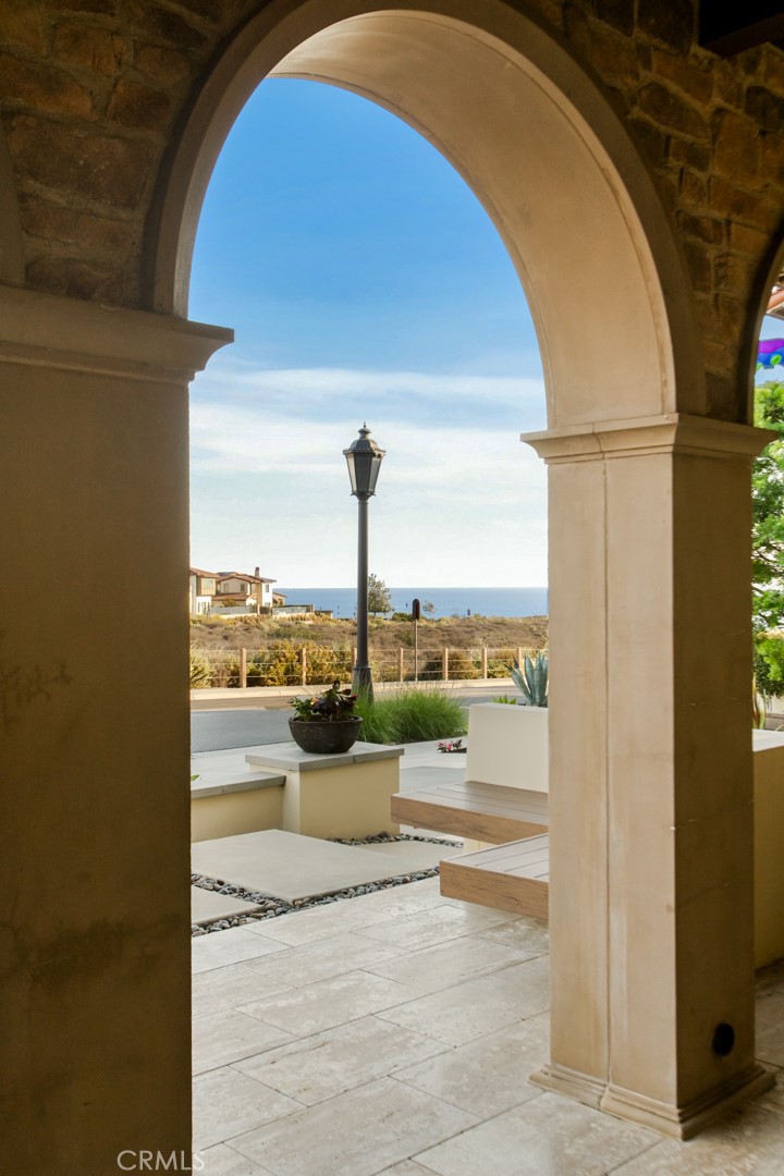 Sea Summit - Residential