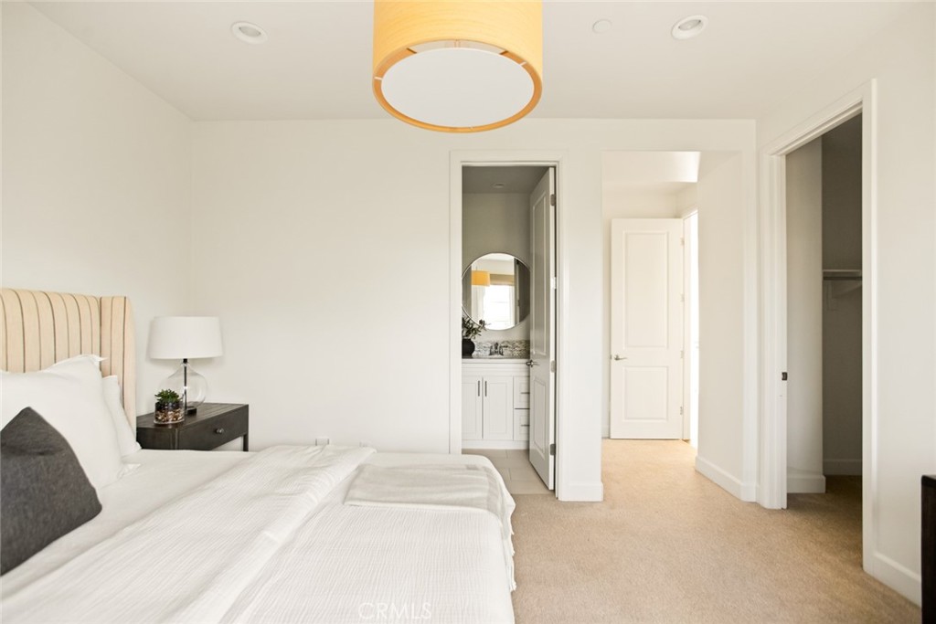 Sea Summit - Residential