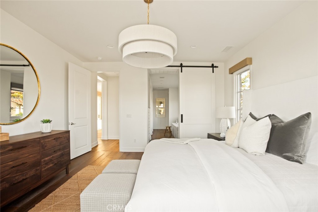 Sea Summit - Residential