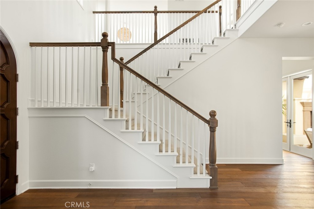 Sea Summit - Residential