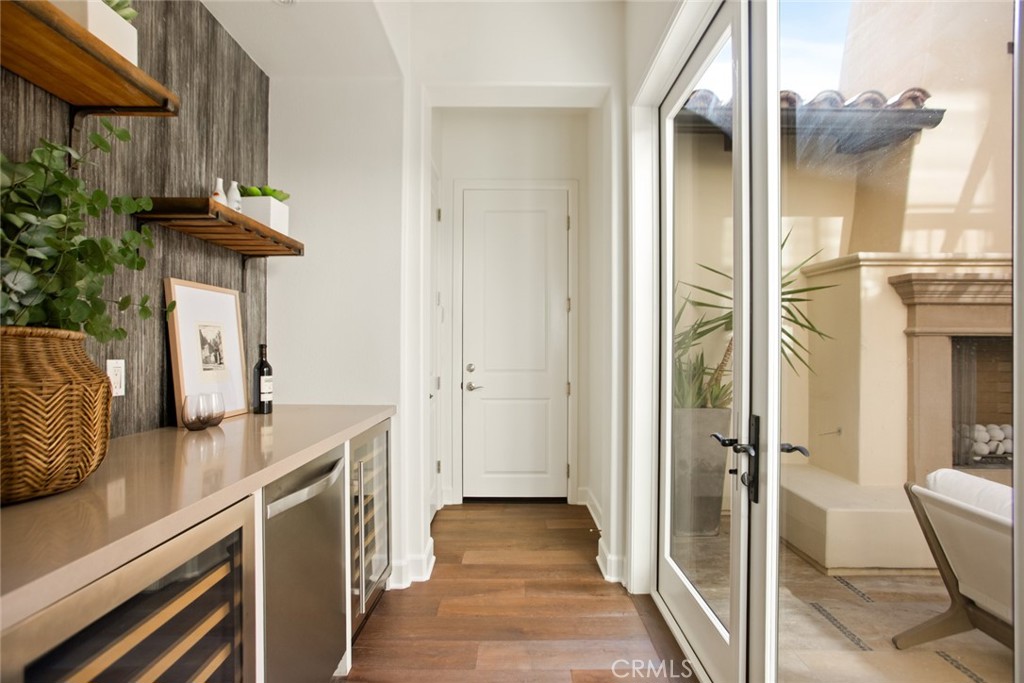 Sea Summit - Residential