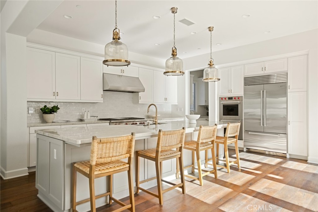 Sea Summit - Residential