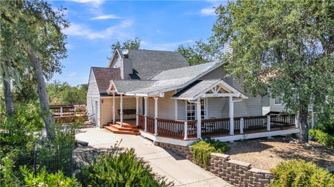 Photo of 2452 Captains Walk, Bradley, CA 93426 (MLS # NS26121761)