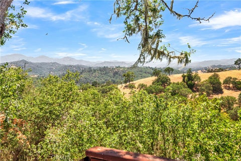 Tiny photo for 2452 Captains Walk, Bradley, CA 93426 (MLS # NS26121761)