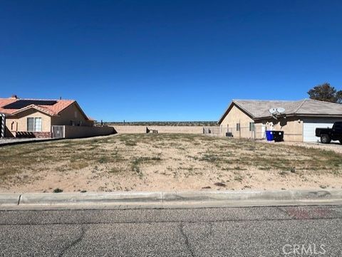 Photo of 27912 Fairacres Ln, Helendale, CA 92342 (MLS # HD26044657)