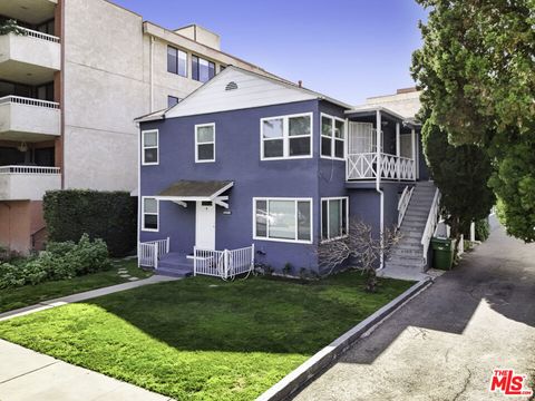 Photo of 14526 Dickens Street, Sherman Oaks, CA 91403 (MLS # 26663427)