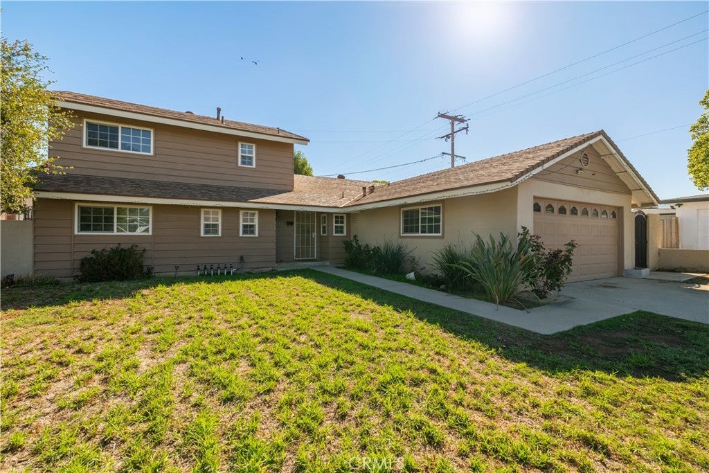 1685 S Belle
