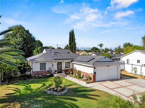 Photo of 18229 Strathern Street, Reseda, CA 91335 (MLS # SR26063676)
