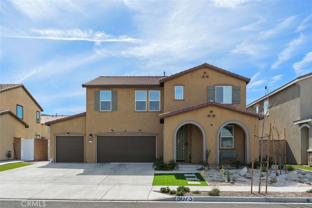 Photo of 5073 Moon Eye Way, Hemet, CA 92545 (MLS # SW26035186)