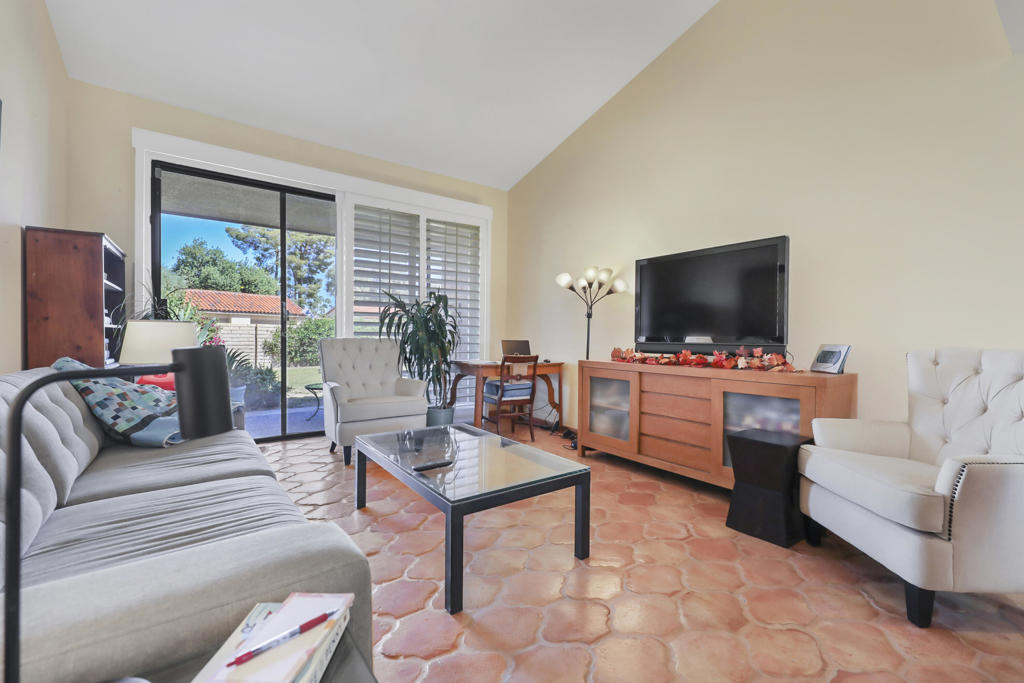 Sunrise C.C. - Residential