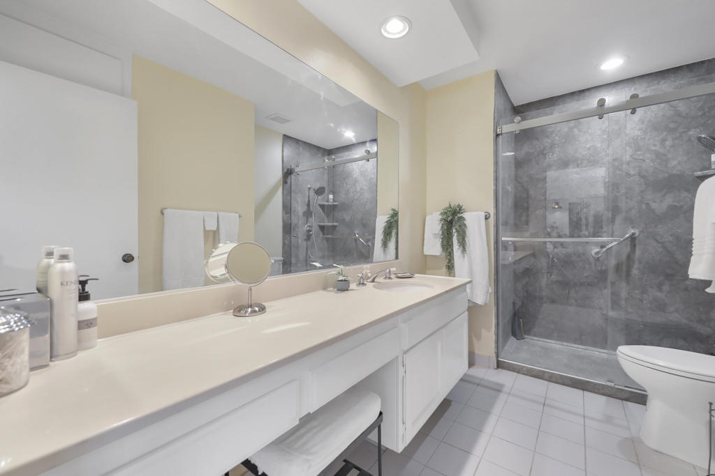 Sunrise C.C. - Residential
