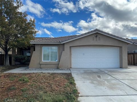 Photo of 13661 Breckenridge Lane, Victorville, CA 92392 (MLS # IV25263853)