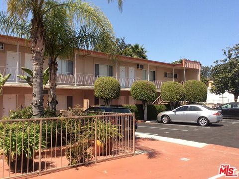 10926 Hortense Street North Hollywood CA 91602