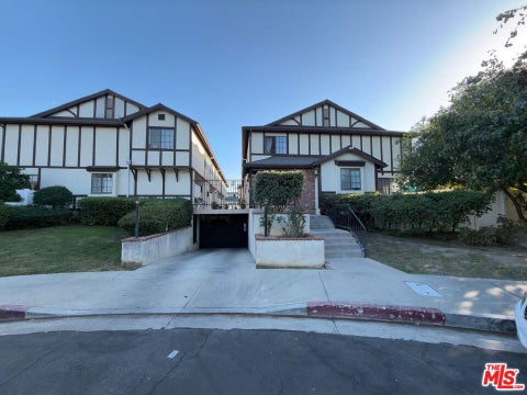 Photo of 19620 Wyandotte Street #3, Reseda, CA 91335 (MLS # 26103271)