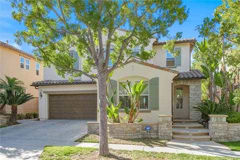 MLS: OC26077003