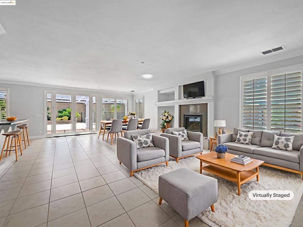 1127 Santa Margherita WAY