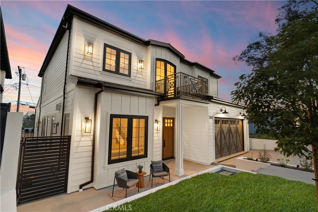 1346 Gates Ave.