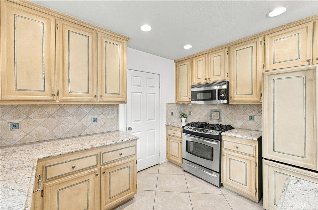 88 Fulmar Lane, Aliso Viejo CA 92656 - Photo 15