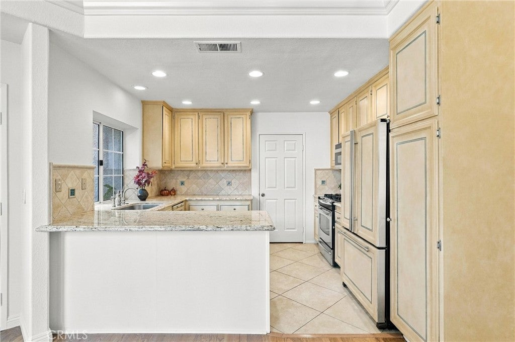 88 Fulmar Lane, Aliso Viejo CA 92656 - Photo 11