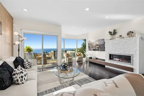 928 Quivera, Laguna Beach, CA 92651 - MLS#: LG26023975